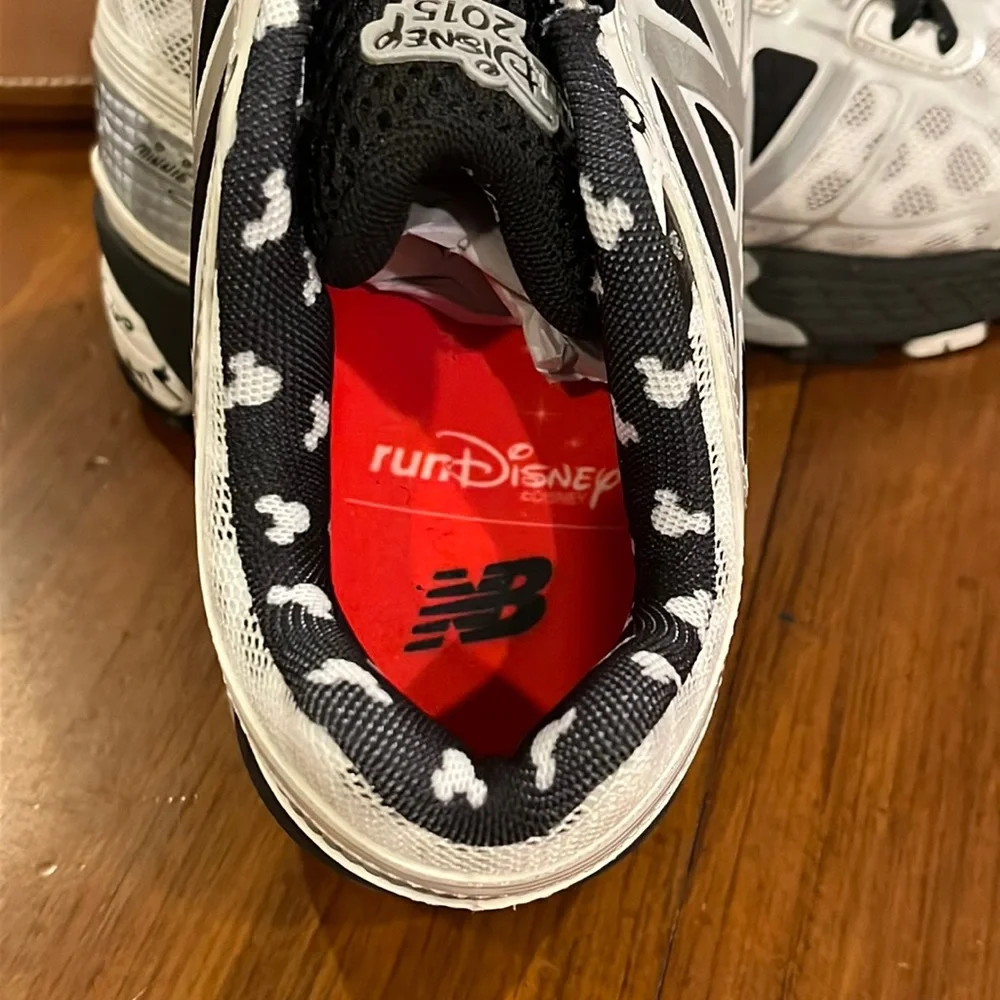 New Balance 860 W860DIS5 Minnie Mouse Run Disney Shoes Sneakers Women’s 5 D Wide
